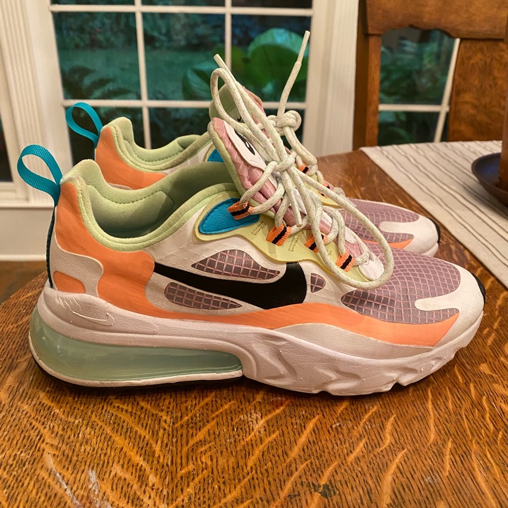 Nike Air Max 270 React